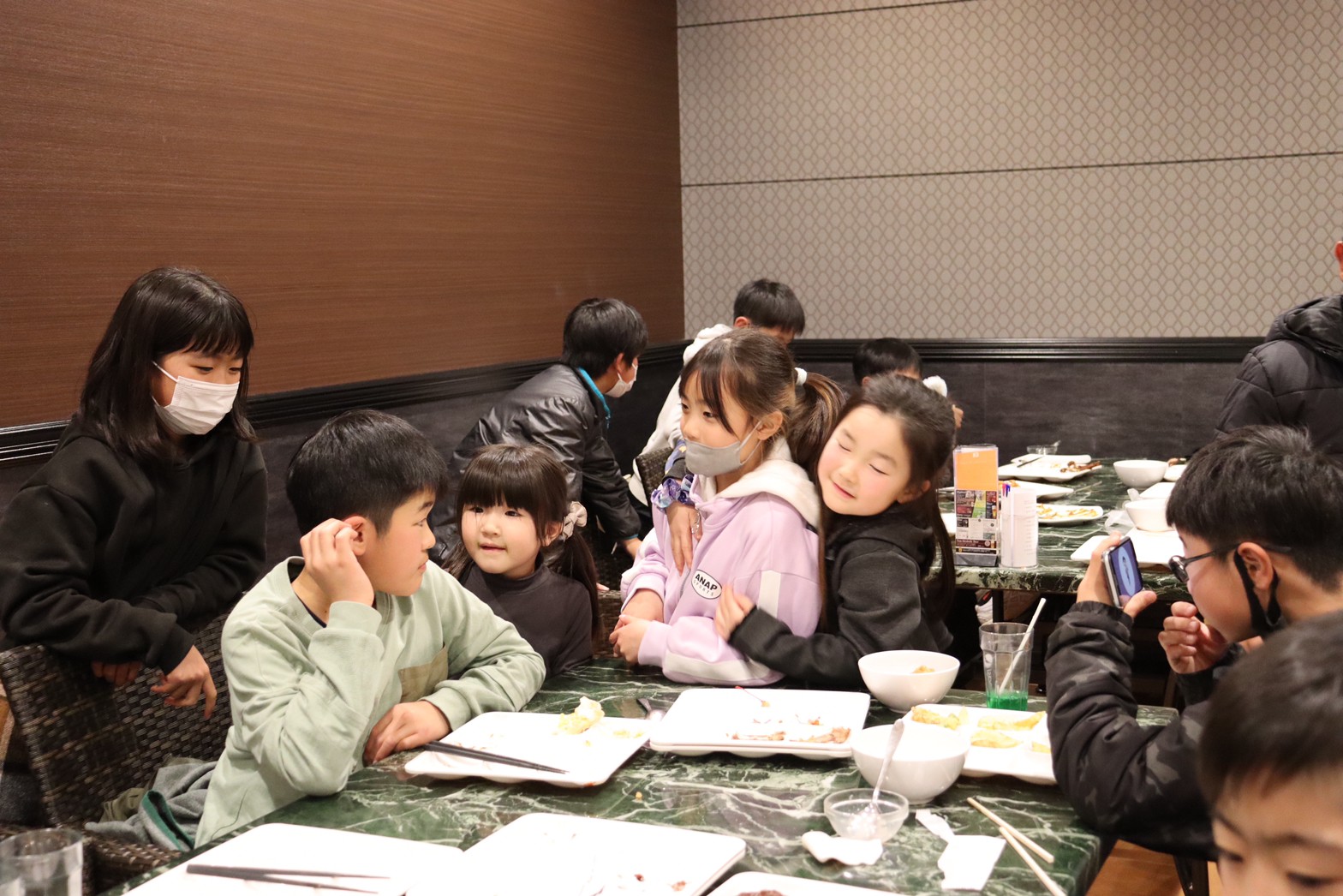 20230223 『決起会』神戸クックワールドビュッフェ にて_230327_39