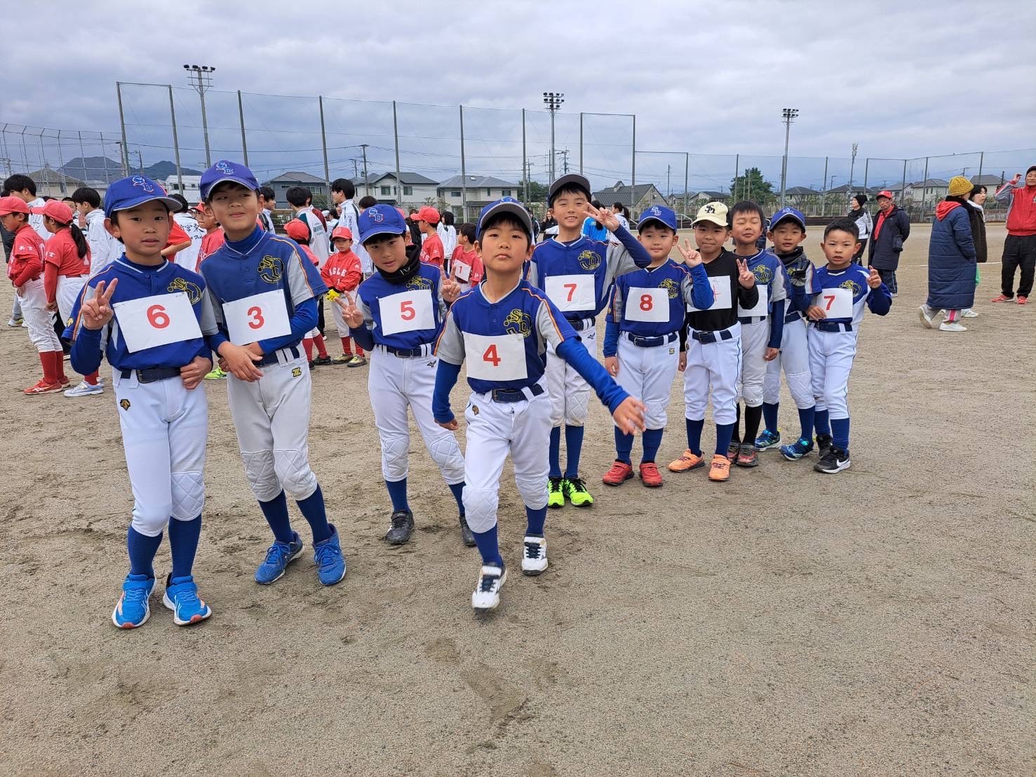 LINE_ALBUM_216 新宮町マラソン(低学年)_250218_1